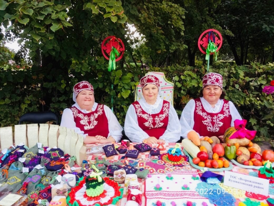 Творческий фестиваль-конкурс &quot;Чудесами своими руками&quot;